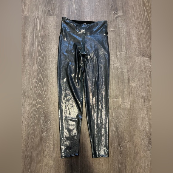 Heroine Sport Marvel Leggings Womens Size S Made In USA Metallic Green-ish